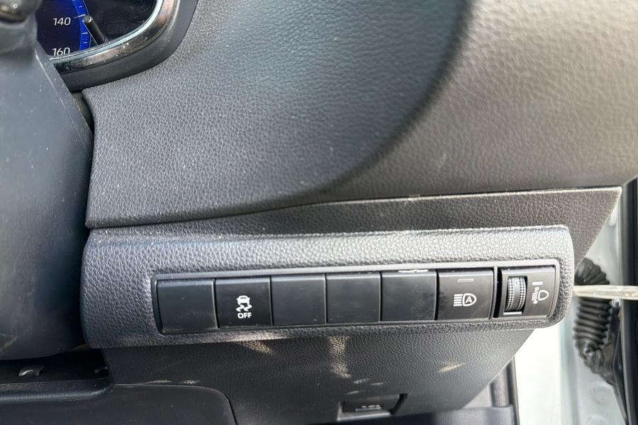 Toyota COROLLA Photo autoimg-777fe5747091942e26682ace4cef258cd7a70300.jpg