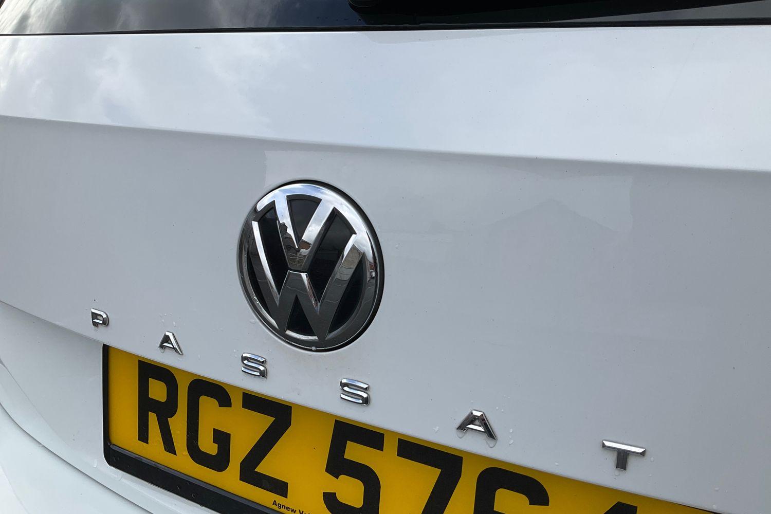 Volkswagen PASSAT Photo 39