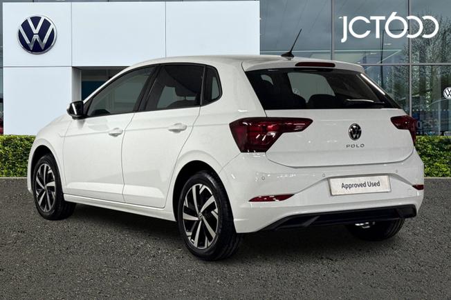VOLKSWAGEN Polo Photo 3
