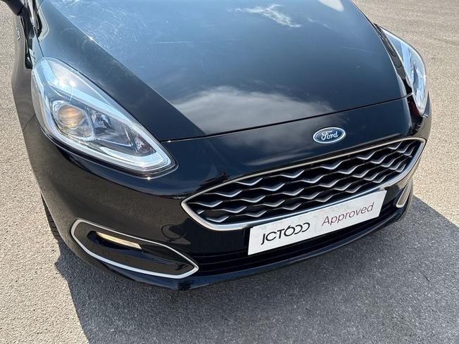 Ford Fiesta Photo 32