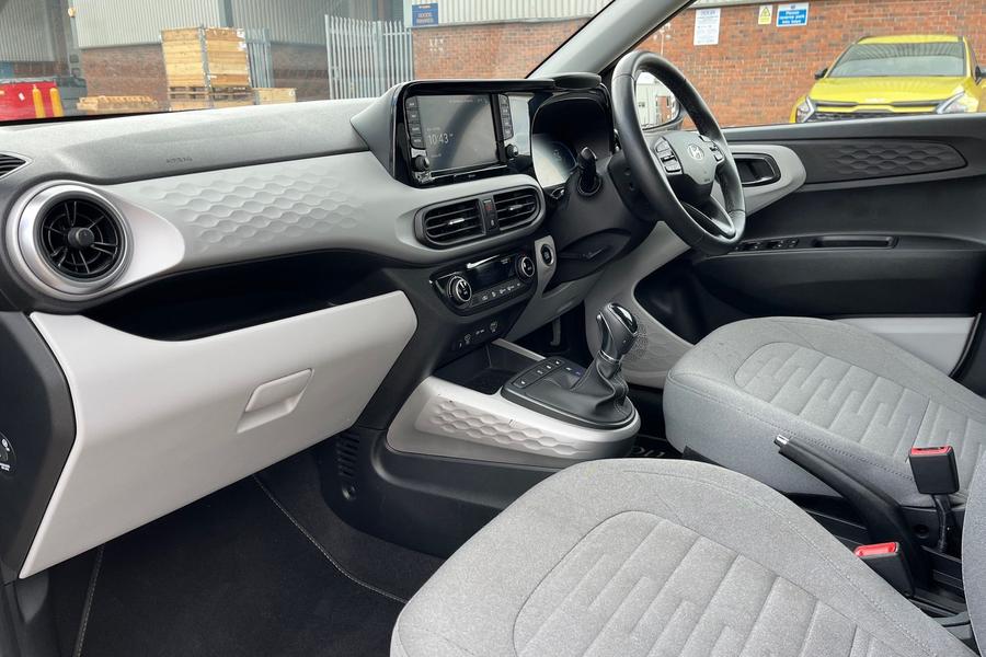 Hyundai i10 Photo autoimg-77899a0826b1534def94e6b7e585f43e6b262932.jpg