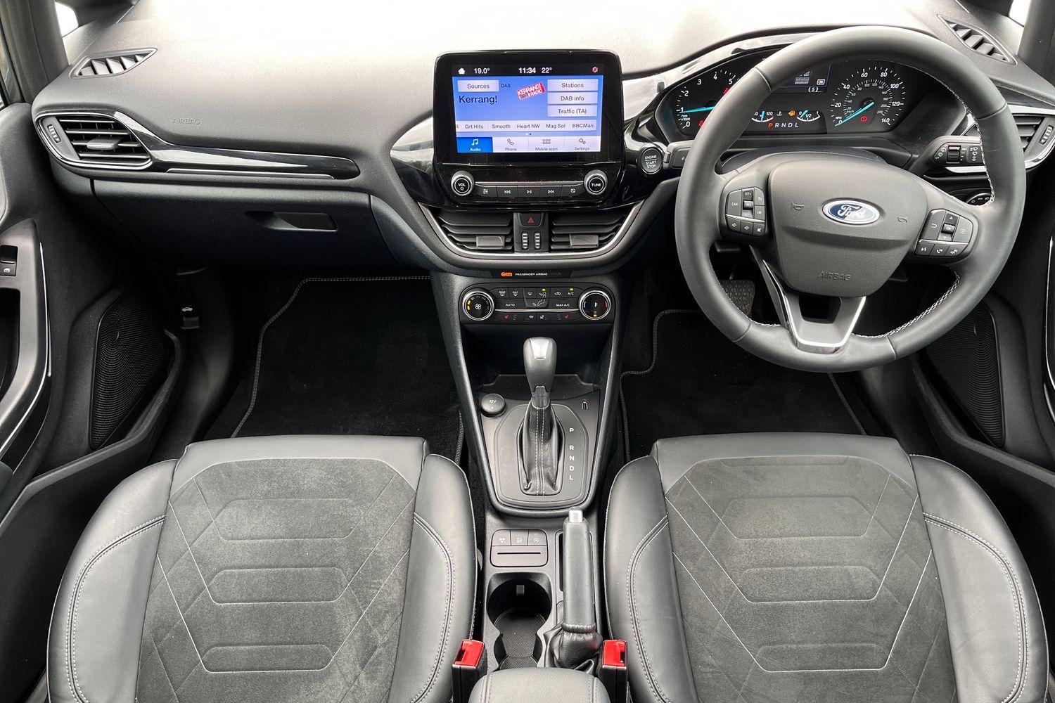 Ford FIESTA Photo 9