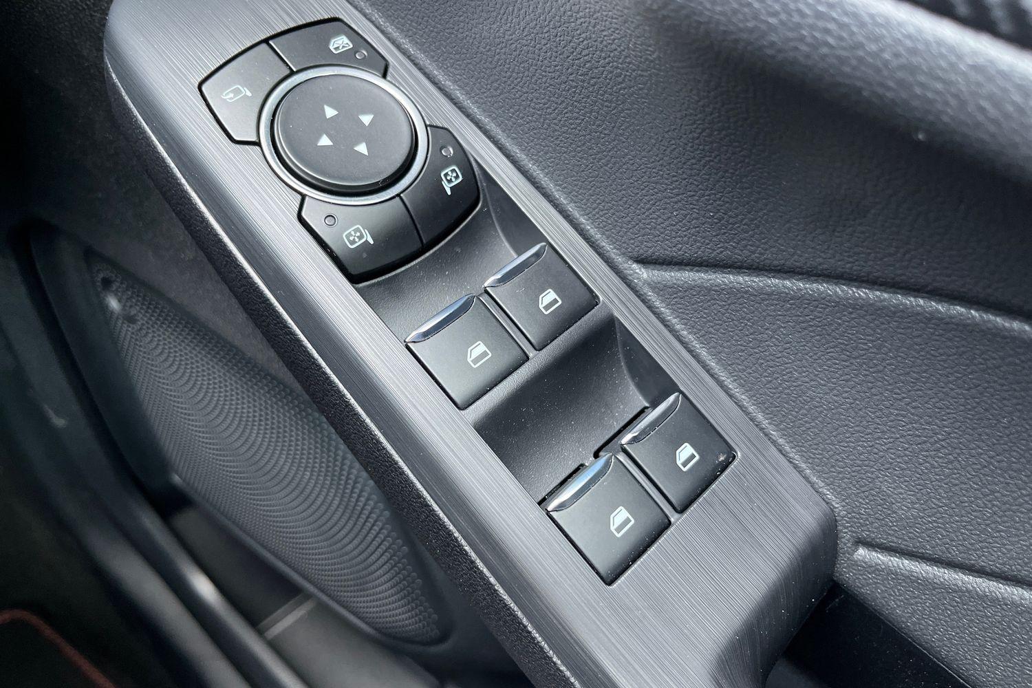 Ford KUGA Photo 15