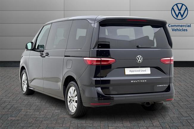 VOLKSWAGEN Multivan Photo 3