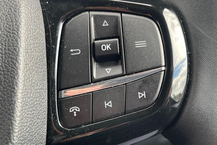 Ford TOURNEO CUSTOM Photo autoimg-779e1264dce89c1513d68584d8b8472702bd1a0c.jpg
