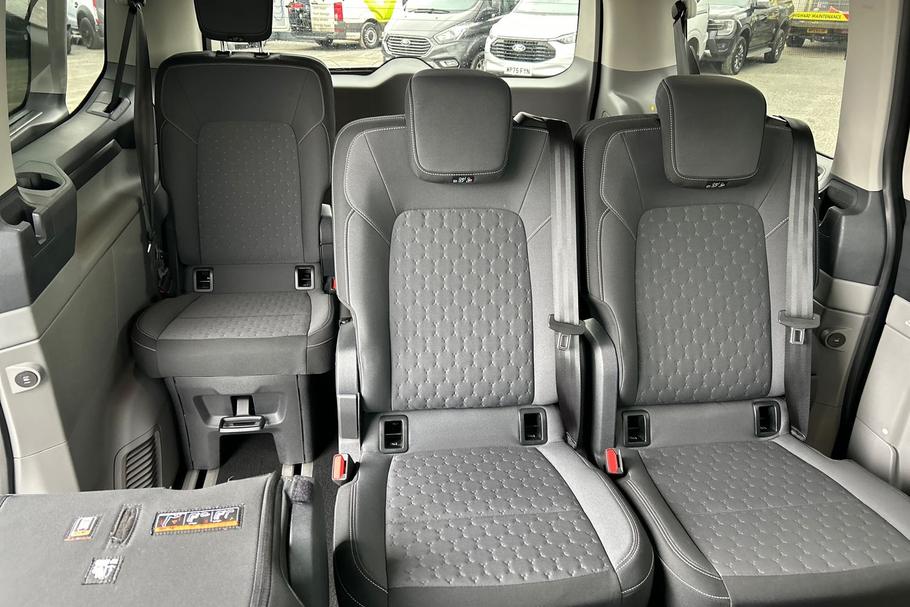 Used FORD TOURNEO CUSTOM YM25LNU 39