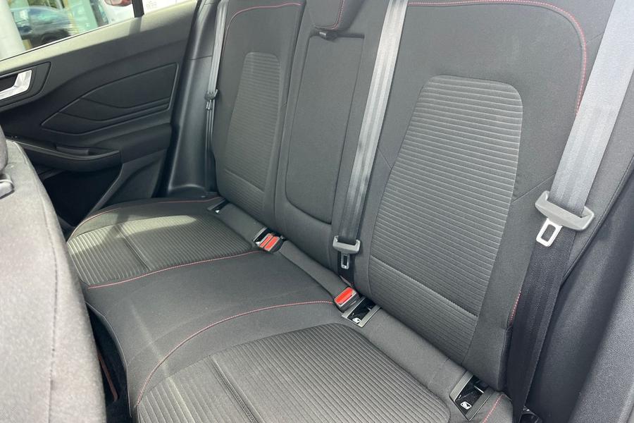 Ford Focus Photo autoimg-77a38a862ed487900b3a3cf133a6cf42cfc677aa.jpg