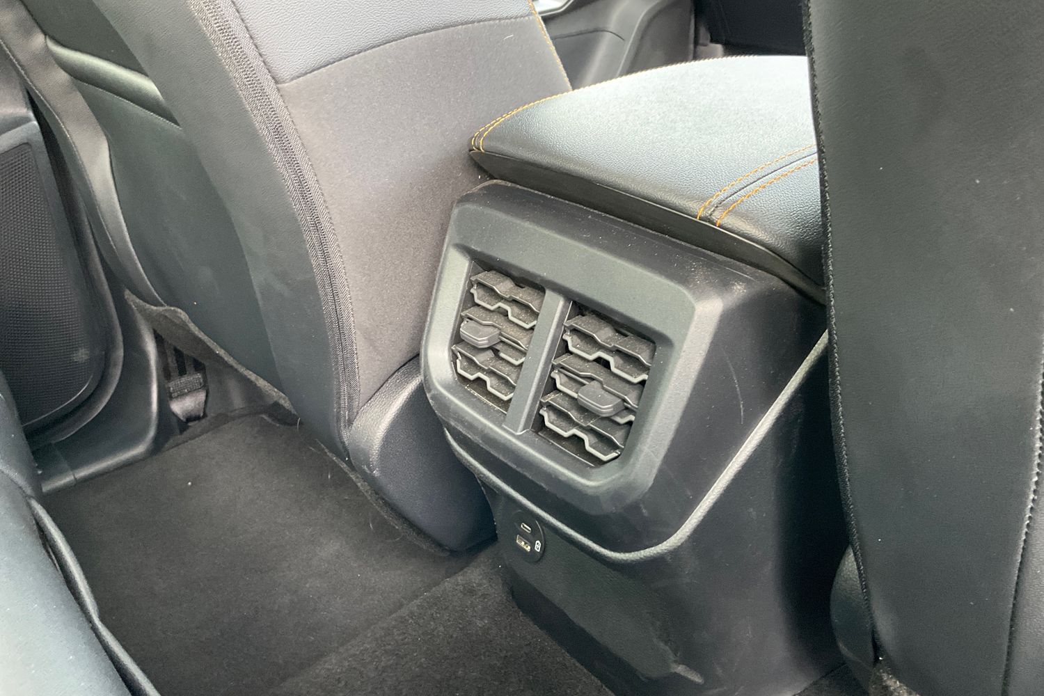 Ford RANGER Photo 29