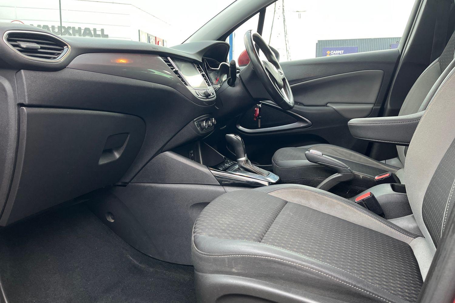 Vauxhall CROSSLAND X Photo 17