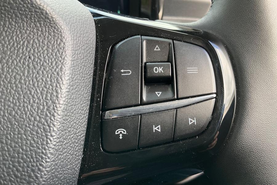 Ford E-Tourneo Courier Photo autoimg-77ae7fe395e17ba10e6160318ee11d2b3b4439a4.jpg