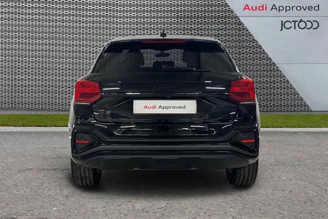 AUDI Q2 Photo 7