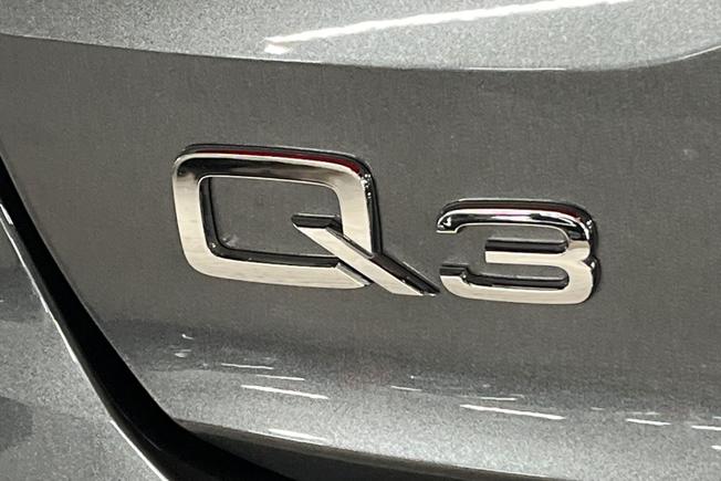 Audi Q3 Photo 27