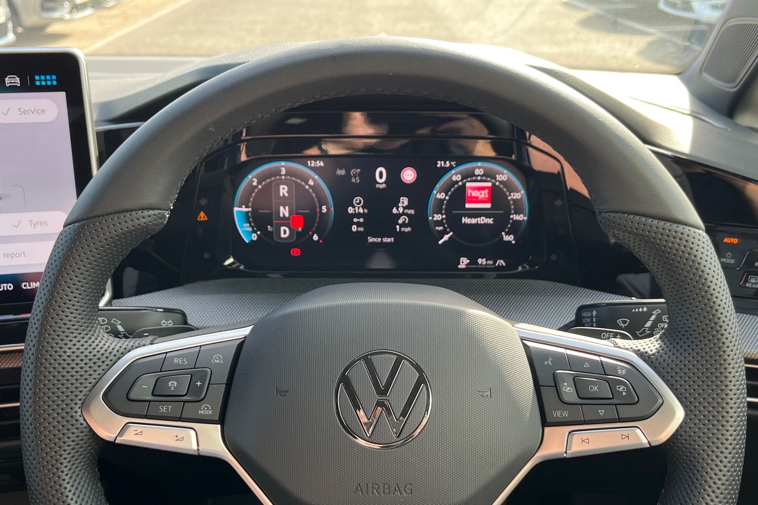 Volkswagen Golf Photo 11