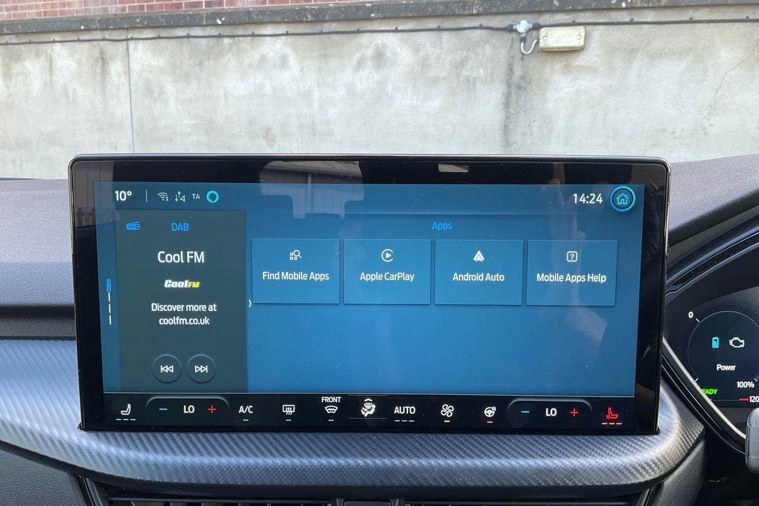 Ford KUGA Photo 28
