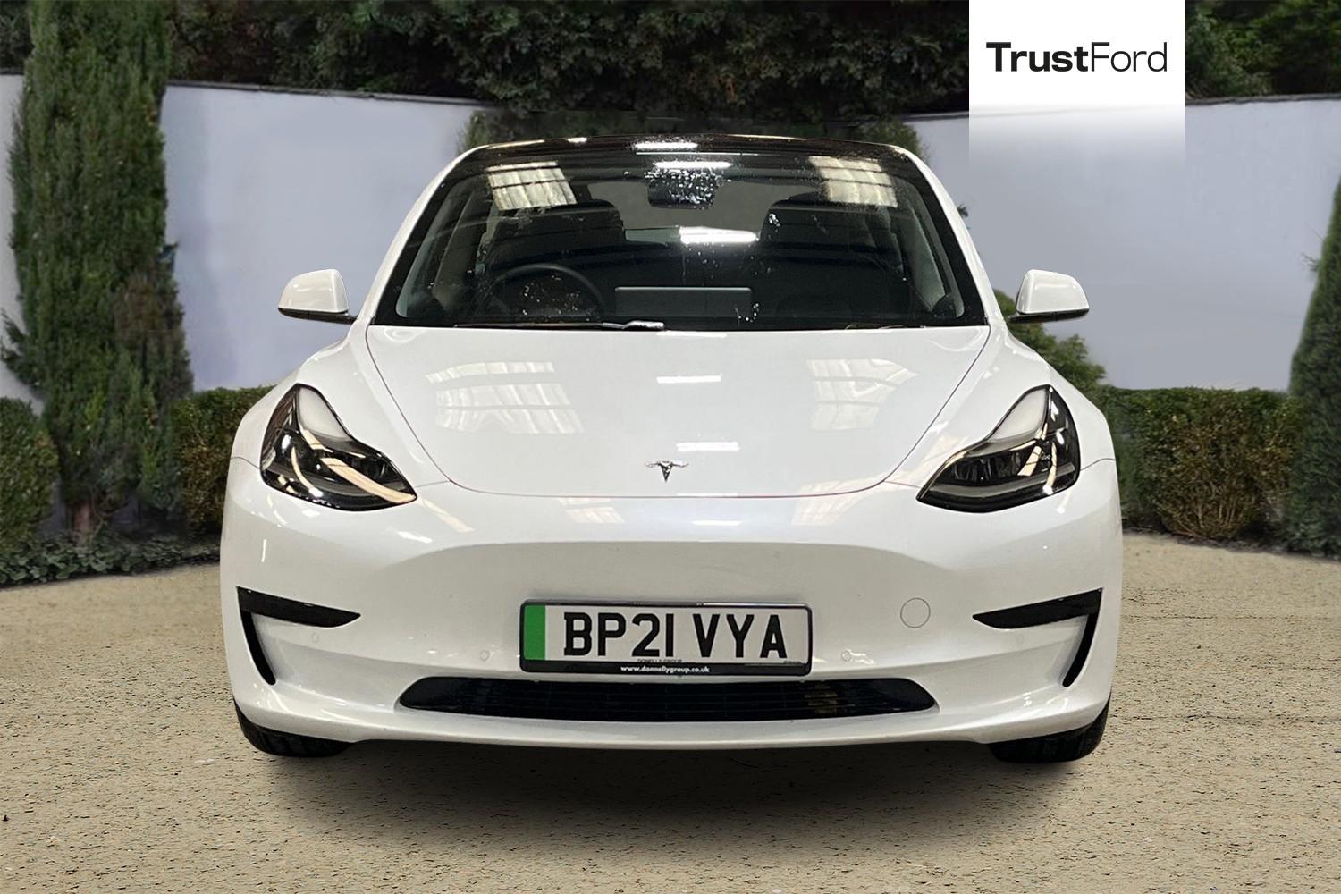 TESLA MODEL 3 Photo 5
