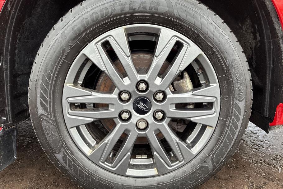 Used Ford TRANSIT CUSTOM SW74FDO 40