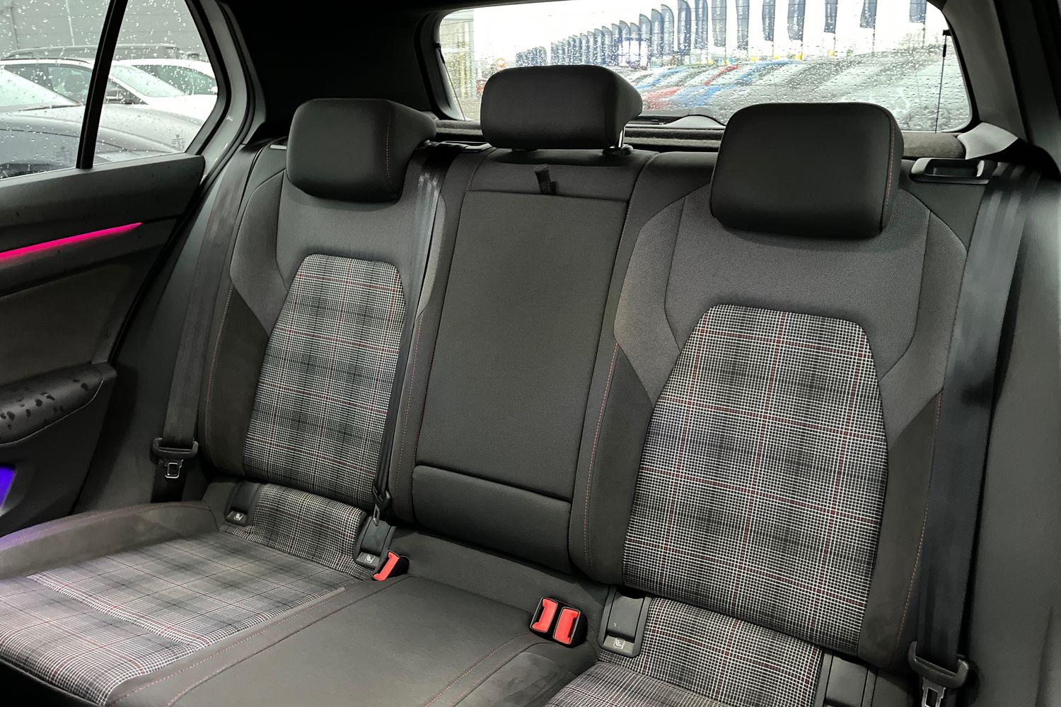 Volkswagen Golf Photo 19