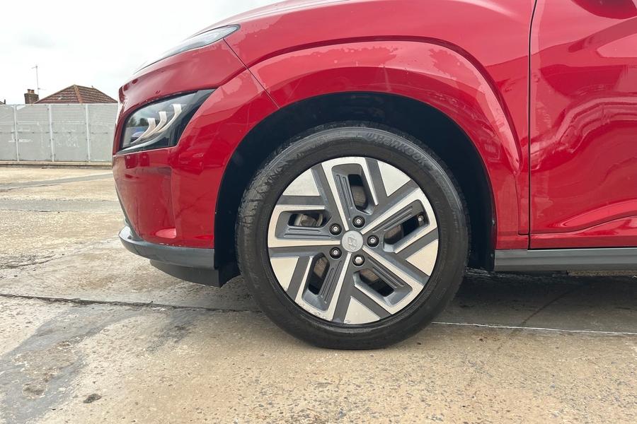 Hyundai KONA Photo autoimg-77bbc4bee689d40ac79e5dc3737e719be3490440.jpg