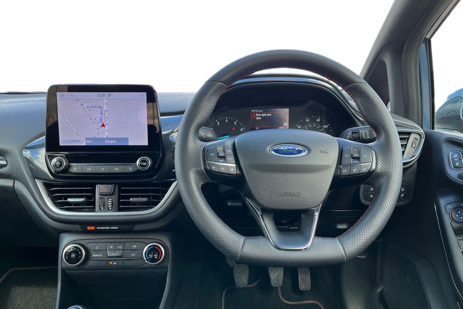 Ford Fiesta Photo 10