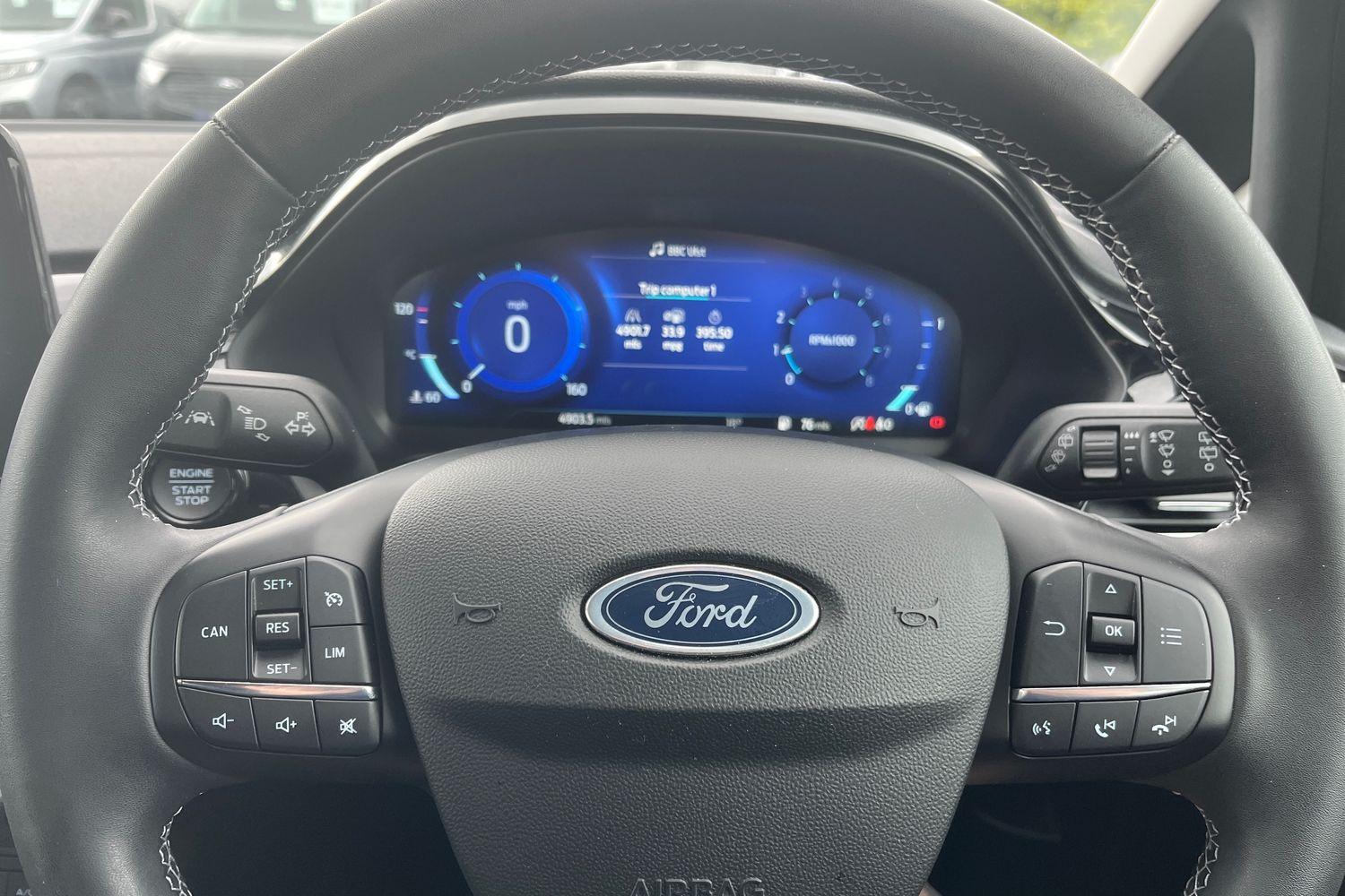 Ford FIESTA Photo 11