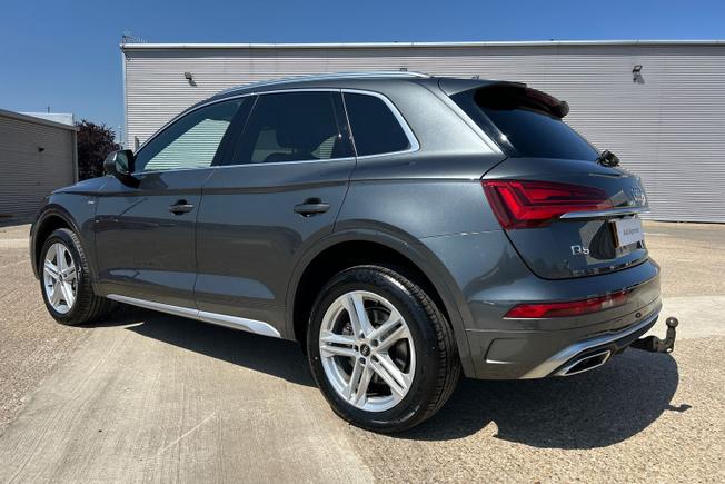 AUDI Q5 Photo 43