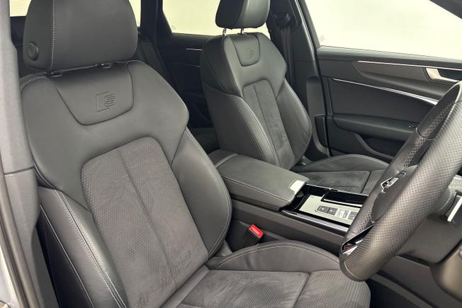 AUDI A6 Photo 23