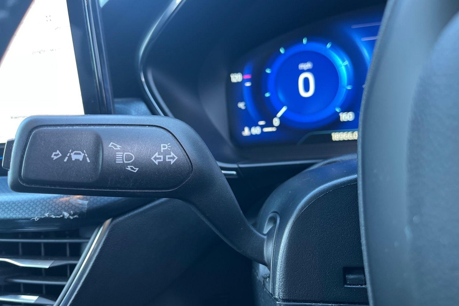 Ford FOCUS Photo 13