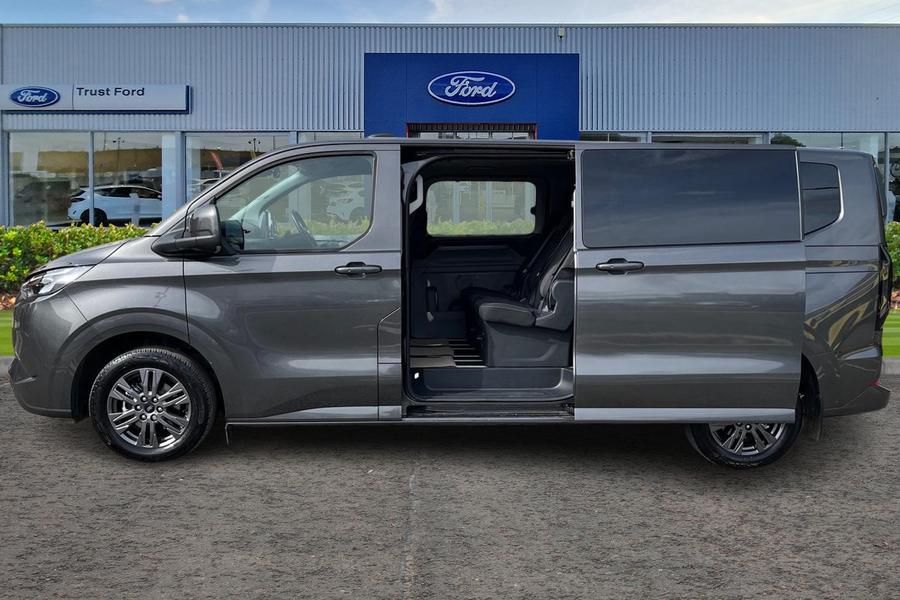 Ford TOURNEO CUSTOM Photo autoimg-77cb25a24549cf7c39b9dc84431c97f1d34c34a9.jpg