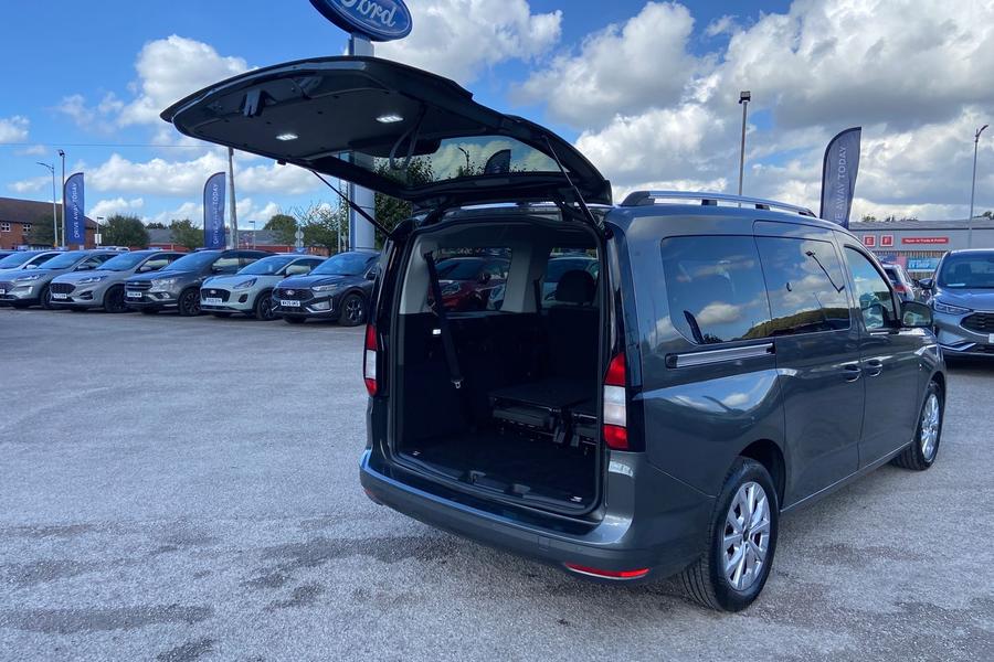 Ford GRAND TOURNEO CONNECT Photo autoimg-77d66ae3a8f010008724dccbacc8381ea662446b.jpg