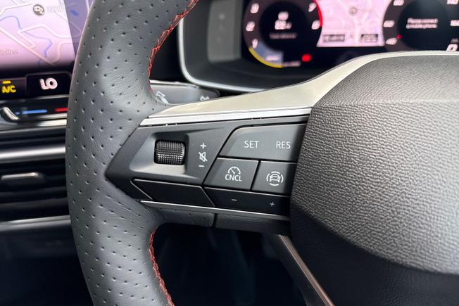 SEAT Leon Photo 16