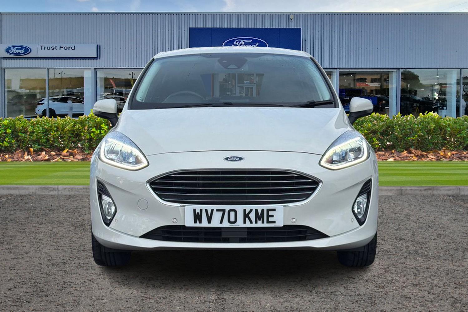 Ford FIESTA Photo 5