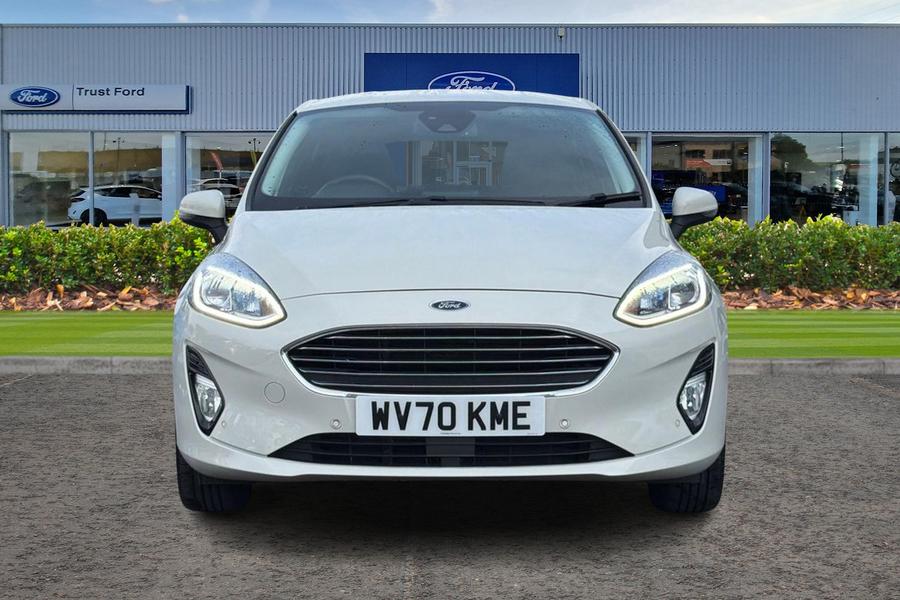 Ford FIESTA Photo autoimg-77e7cfbba6fc2c91833f5963561e5b1d6ca96efc.jpg