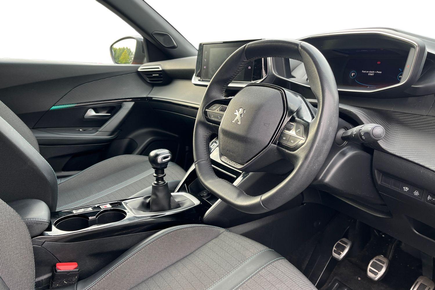 Peugeot 2008 Photo 8