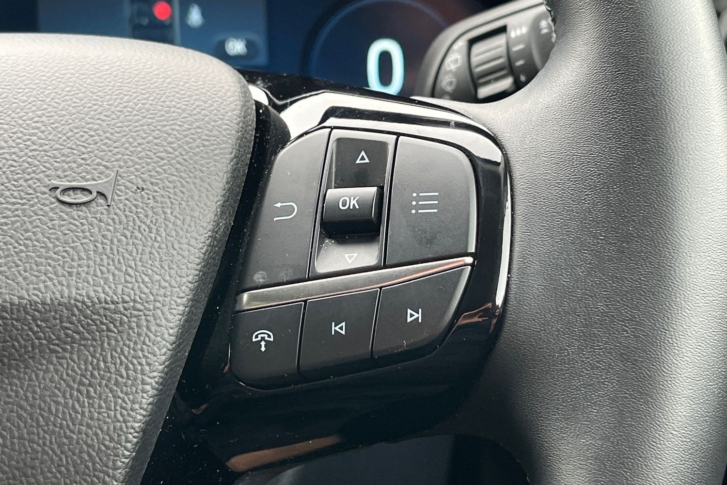 Ford Kuga Photo 32