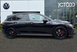 VOLKSWAGEN Golf Photo 4