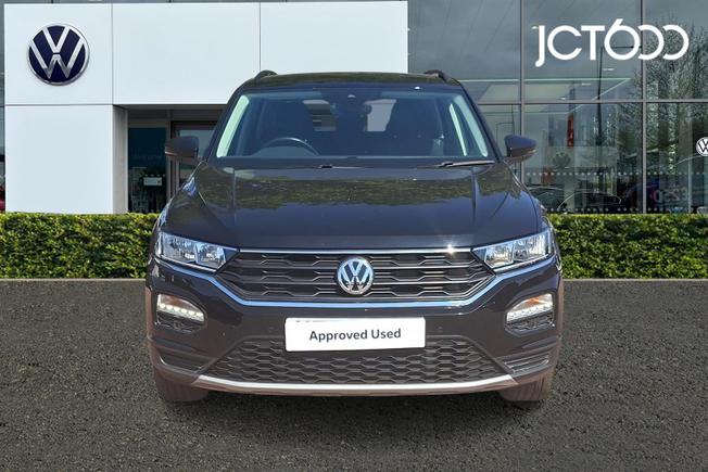 Volkswagen T-Roc Photo 8
