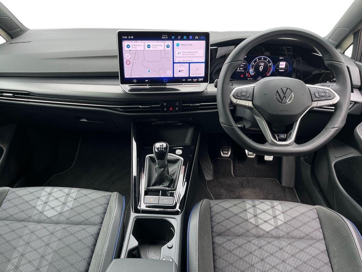 Volkswagen Golf Photo autoimg-77f1b2cd369ea6542d9ed5dccef8f46cdf2c0579.jpg