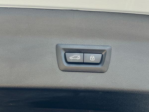 BMW X4 Photo autoimg-77f2a5d7470dd22cb1d4e27420814336d36b19cb.jpg