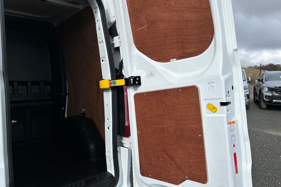 Used FORD TRANSIT CUSTOM HT71NXH 26