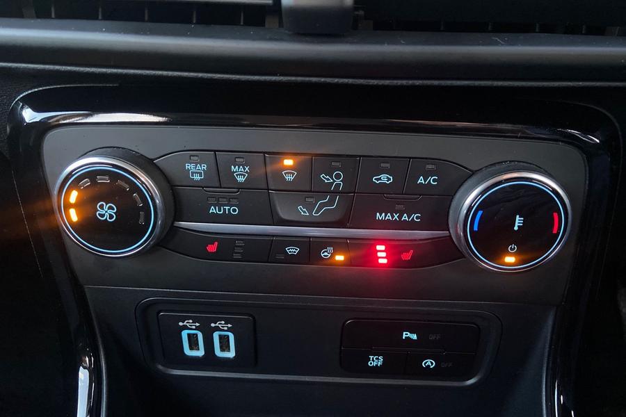 Ford EcoSport Photo autoimg-77f615af091e37dd47a1bcce0cbcf184d34d84a4.jpg