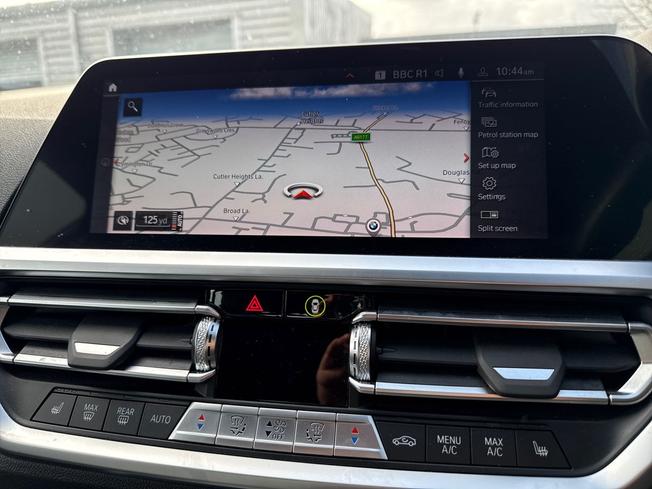 BMW 3 Series Photo 14