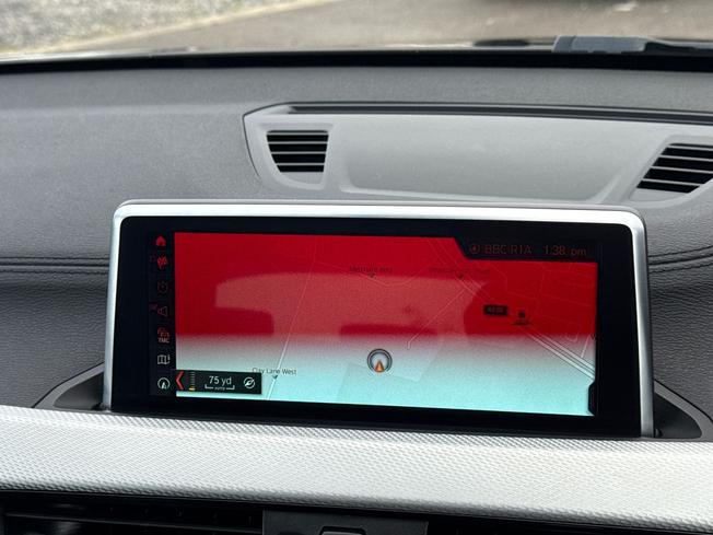 BMW X1 Photo 14