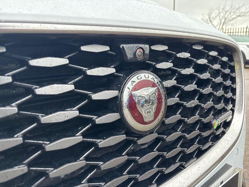 Used Jaguar XF YK21ZHJ 26