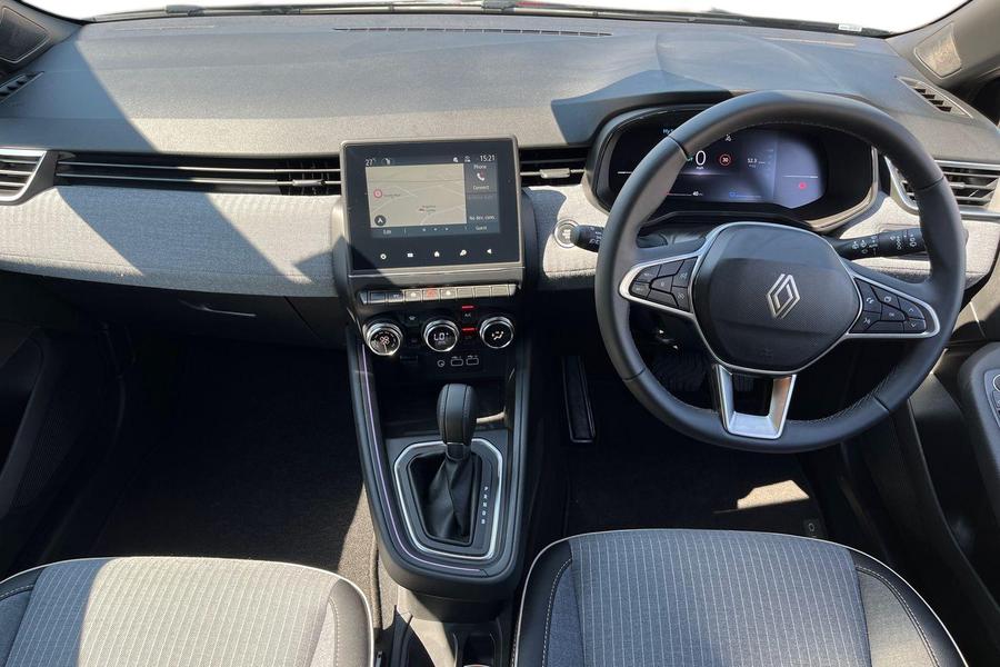 Renault CLIO Photo autoimg-78077fc659023d18fca5878e94656e7a913a343c.jpg