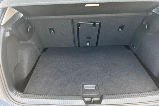Volkswagen Golf Photo autoimg-7807b0f9c1adca6f0529b4f0c06be1c8b56aa56c.jpg