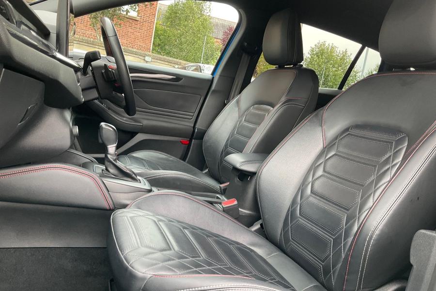 Ford FOCUS Photo autoimg-780d2538c19ef7db7b3f15cba19725ef60dd97e5.jpg