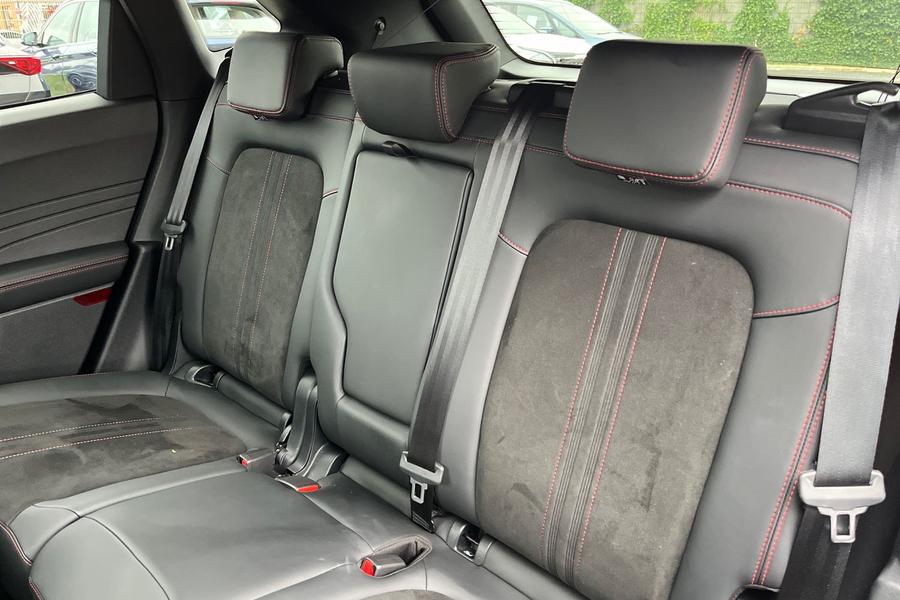 Ford Kuga Photo autoimg-78122bb627d093d771be7a908eb51330072c4a94.jpg