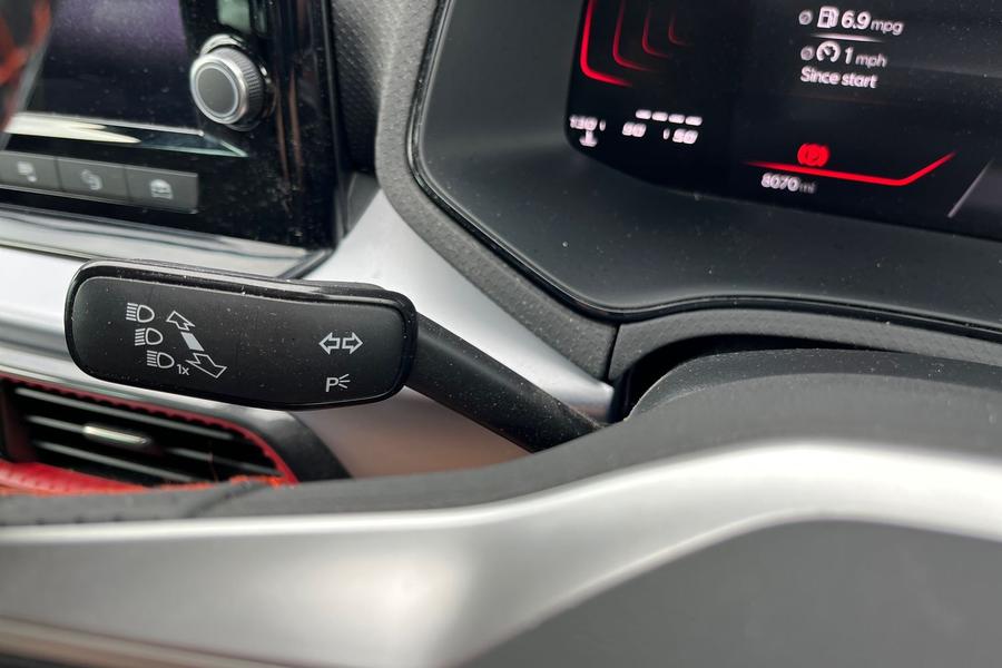 SEAT ARONA Photo autoimg-78137b5a1714130d423e08042d9e3c5df4385174.jpg