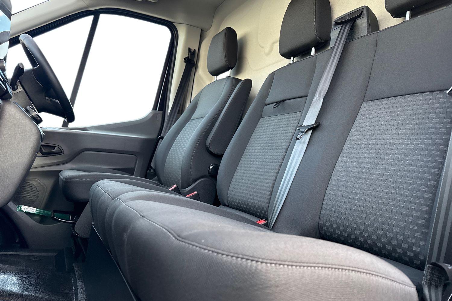 Ford E-TRANSIT Photo 8