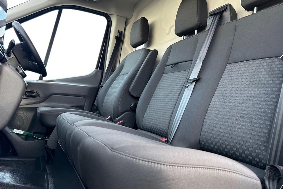 Used Ford E-TRANSIT YC75JMU 9